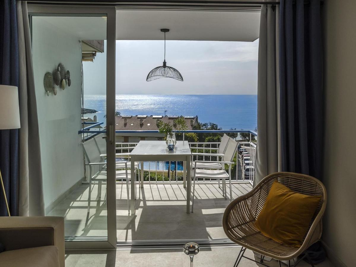 Sitges Spaces Sea View Paradise- 2 Bedrooms, 2 Bathrooms, Terrace, Amazing Sea Views Eksteriør billede